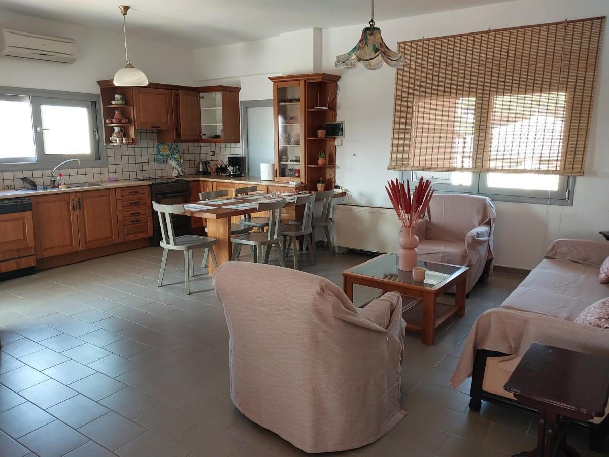 Passatempo Casa - 3 Bedroom Apartment Close To The Swimming Pool Jeráni Haníon Kültér fotó